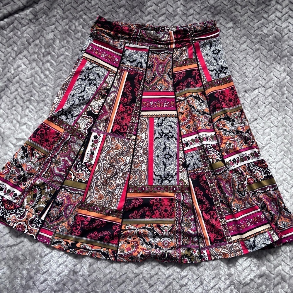 ⭐️⭐️⭐️Sami & Jo A Line Paisley pleated multicolored skirt size small